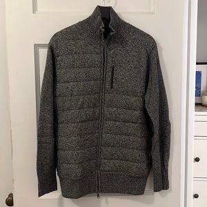Banana Republic Men’s Quilted Zip Up Sweater